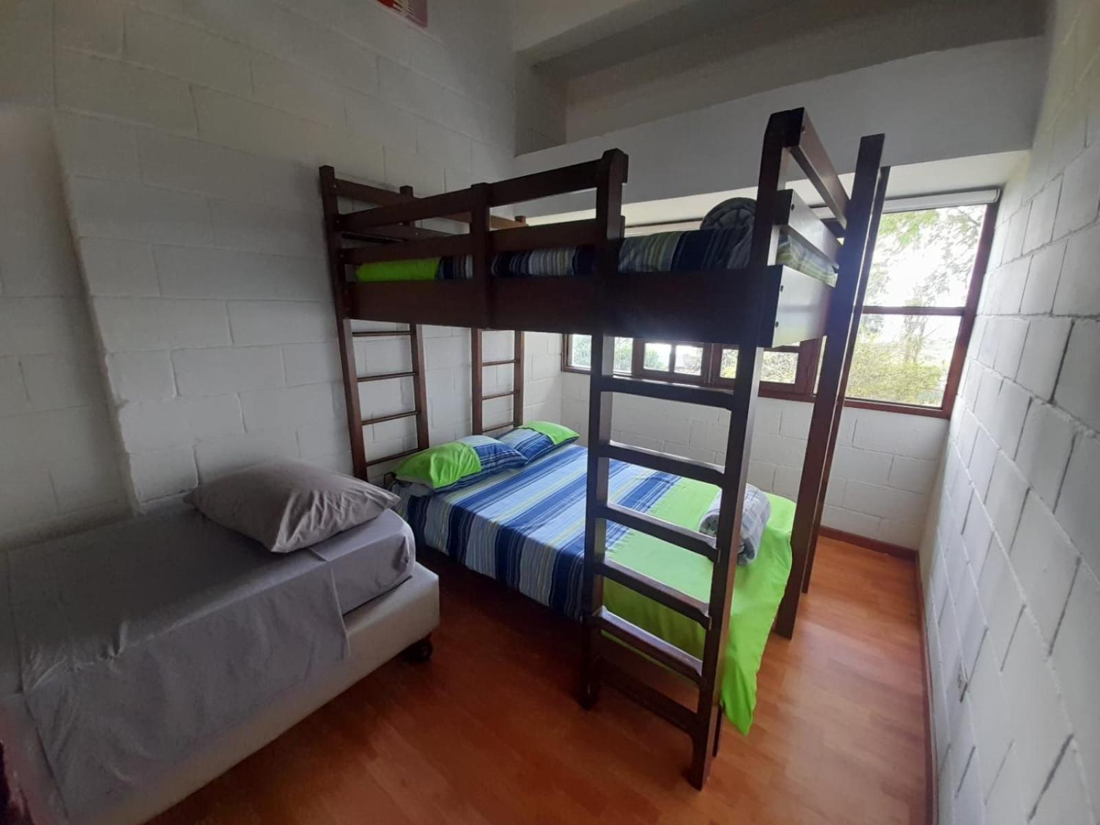 Hotel Maca Lago Calima Eksteriør bilde